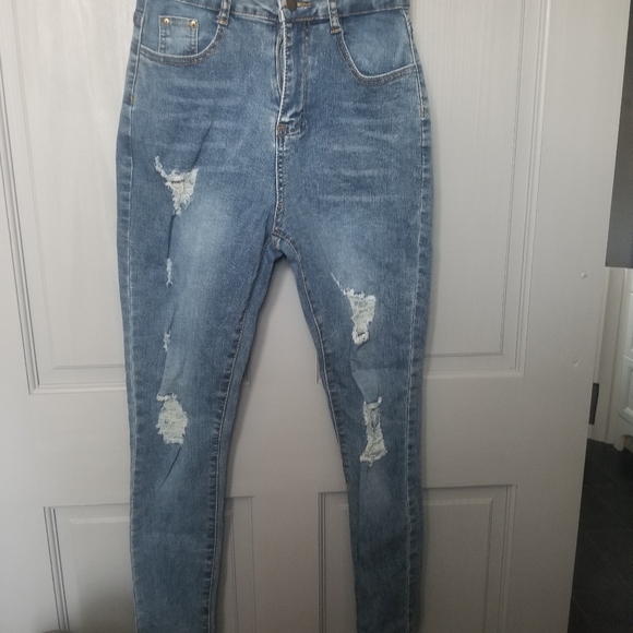 Jeans - Picture 1 of 4